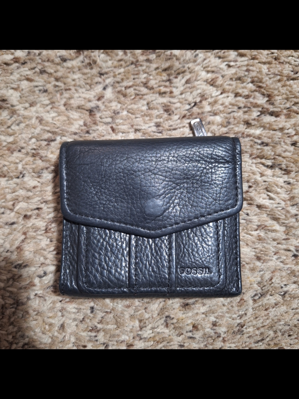Fossil Vintage Black Pebble Leather Trifold Wallet